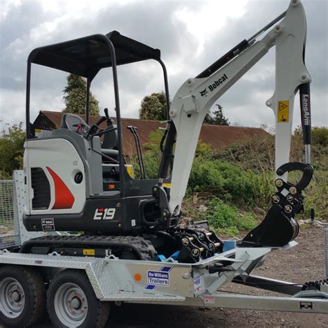 mini digger hire southend|micro digger and man hire.